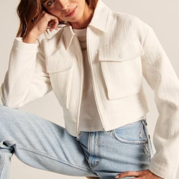 Abercrombie & Fitch Jackets & Blazers - Abercrombie & Fitch Cropped Tweed Jacket - White